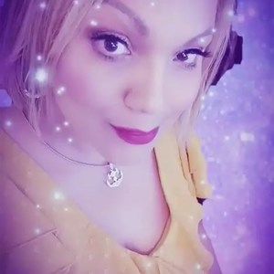 Meet your Posher, Claudia